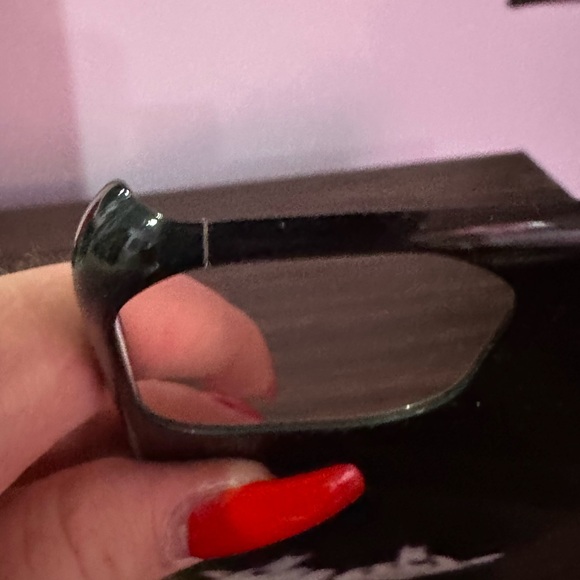 Yungblud inspired iPhone case - Picture 4 of 8